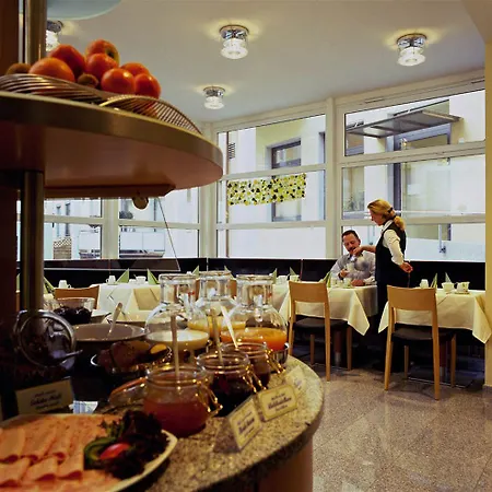 纽托尔酒店 酒店