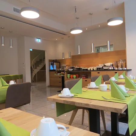 酒店 纽托尔酒店 3*