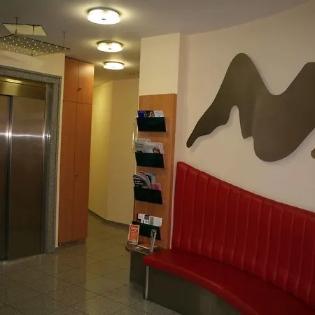 Neuthor Otel
