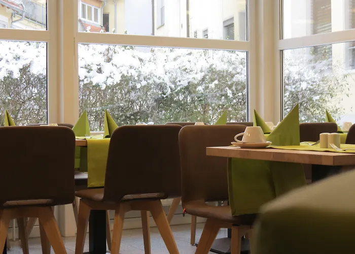 Ξενοδοχείο Neuthor 3*