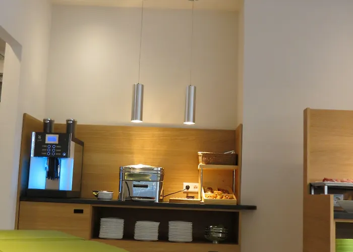 Neuthor Ξενοδοχείο