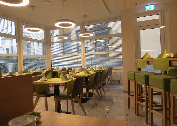 Neuthor Ξενοδοχείο 3*